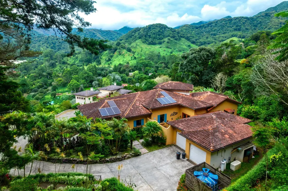 The Springs, Boquete — photograph 4, courtesy of Inside Panama Real Estate Corp