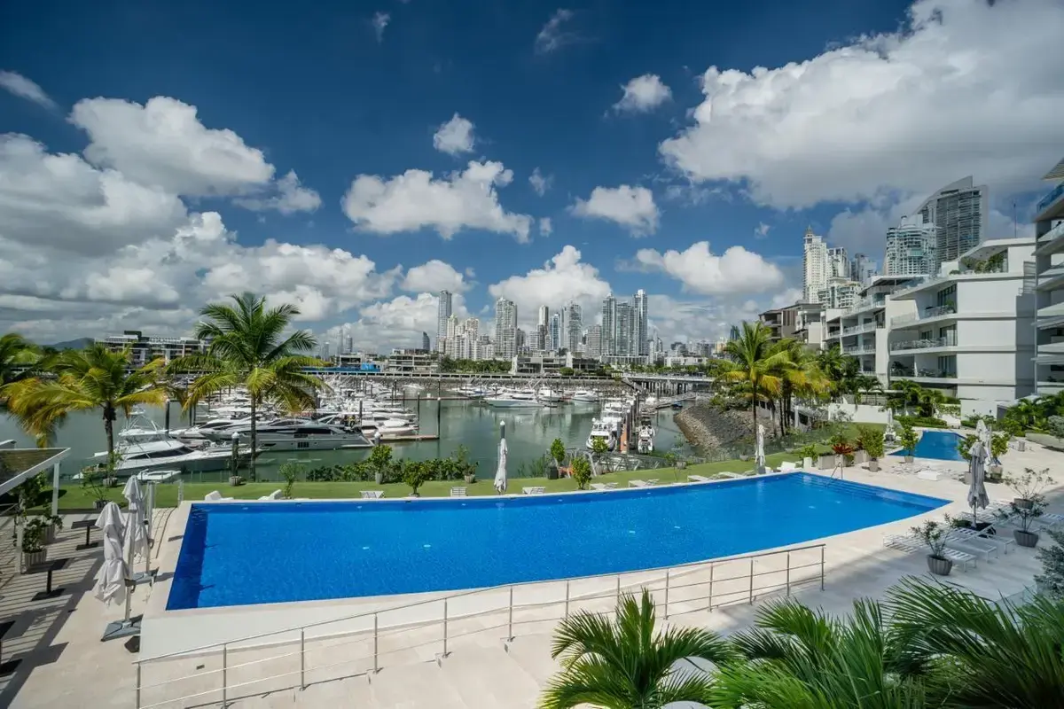 Beach Club Residences, Punta Pacífica — photograph 4, courtesy of Punta Pacifica Realty