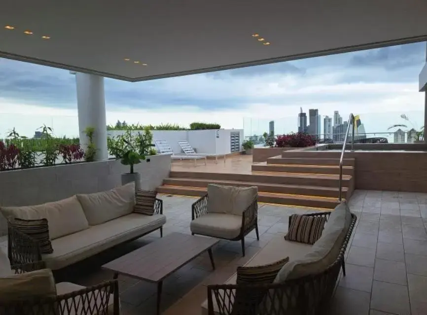 Luxor Towers 400, El Cangrejo — fotografía 1, cortesía de Prime Properties Panama, S.A.