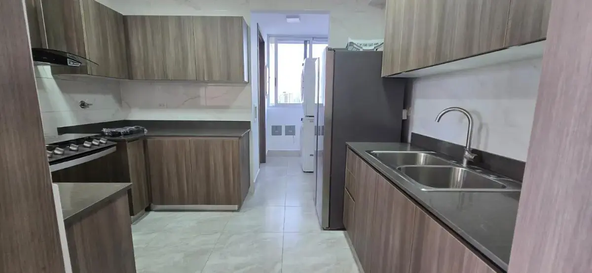Luxor Towers 400, El Cangrejo — fotografía 3, cortesía de Prime Properties Panama, S.A.