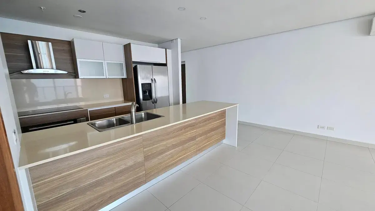 PH Parkside, Costa del Este — fotografía 3, cortesía de Snehal Panchal
