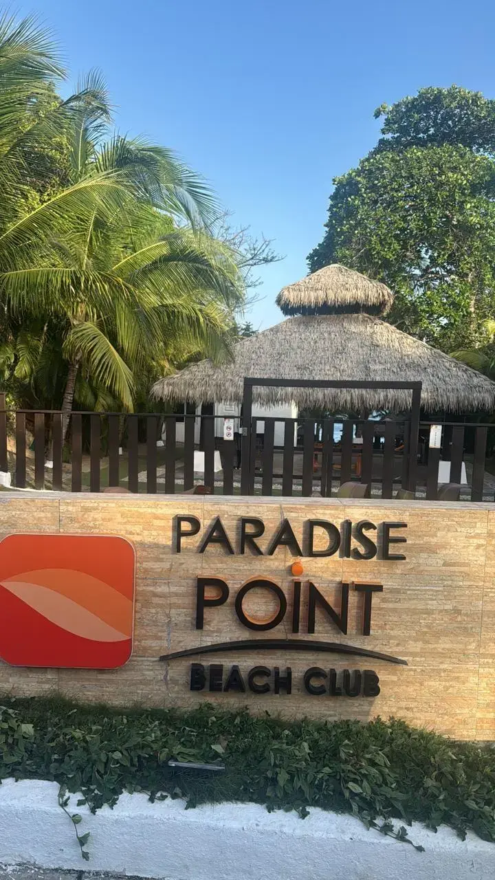 PH Paradise Point, Coronado — photograph 4, courtesy of Sandra Aracelys Him de Rodriguez